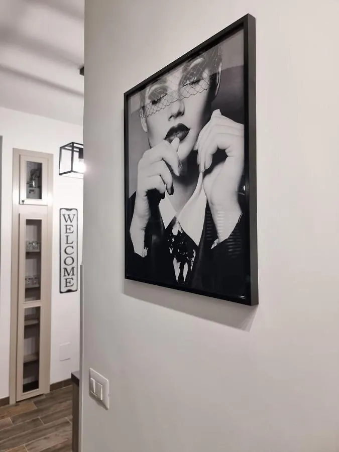 Juno Apartments Rome 0*,
